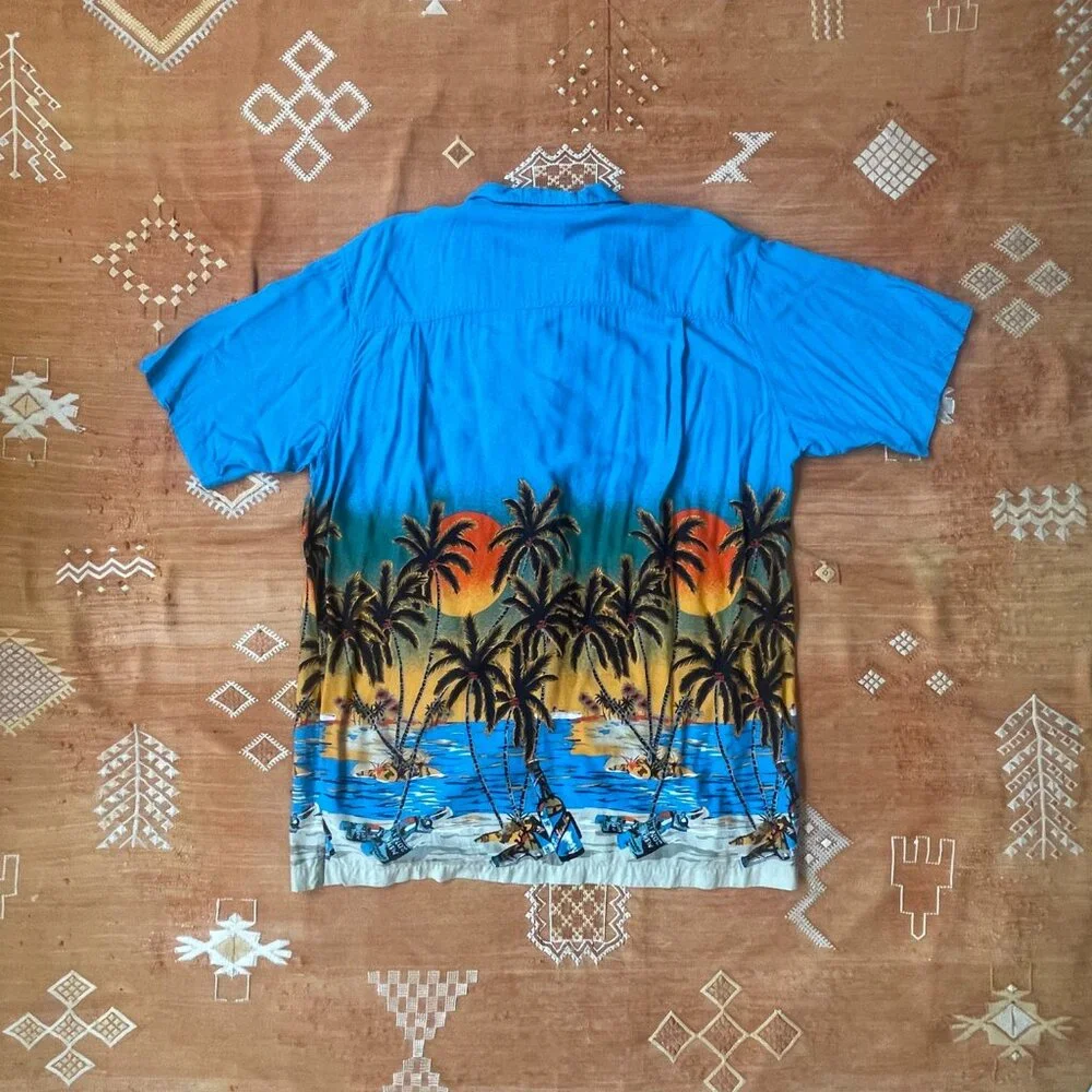 Vintage Waikiki Wear Hawaiian Shirt – Tropical Sunset & Palm Print, Size L - Picture 4 of 4